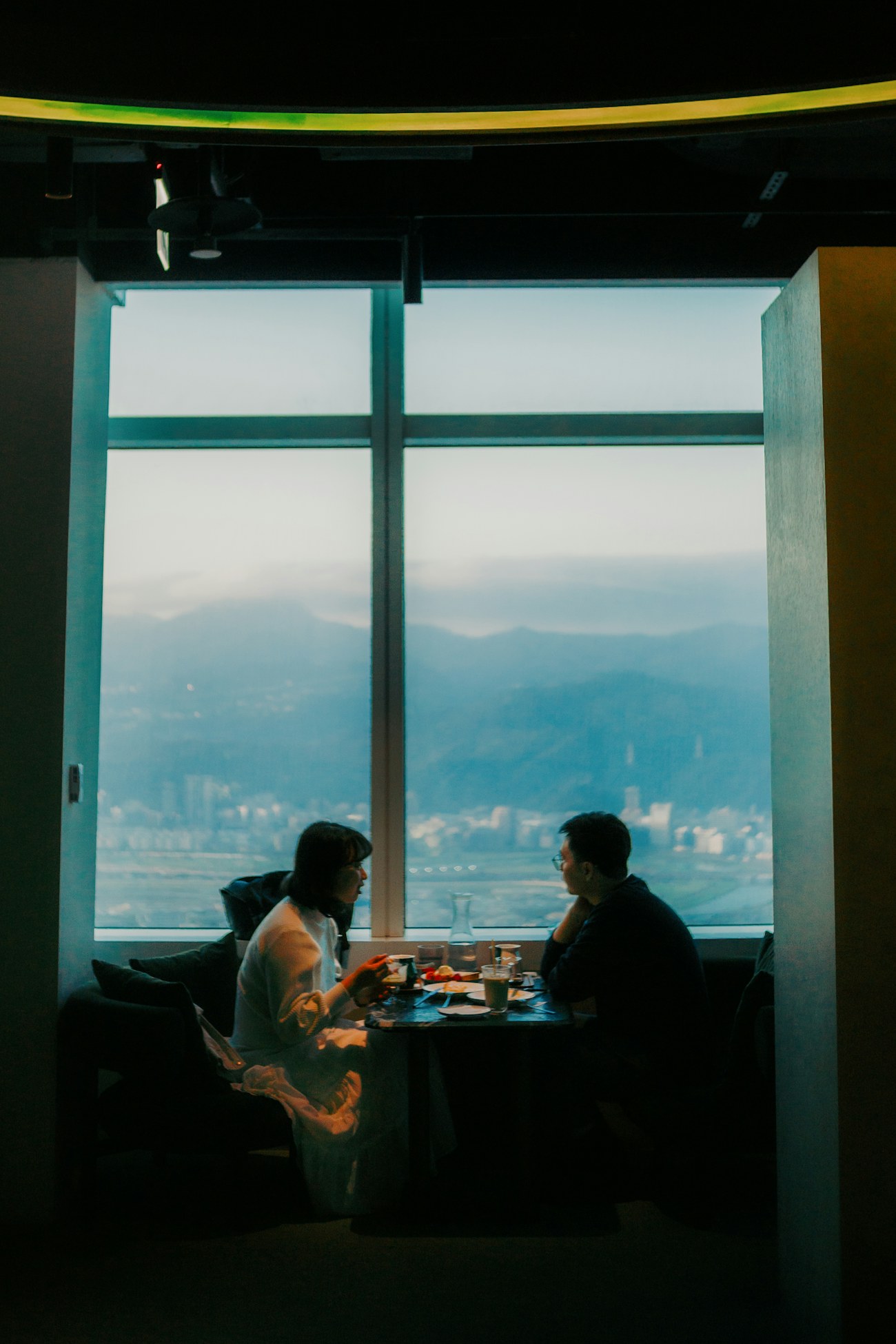 Dinner at the window