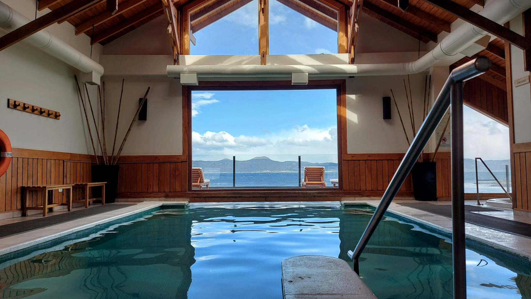 Pool & spa