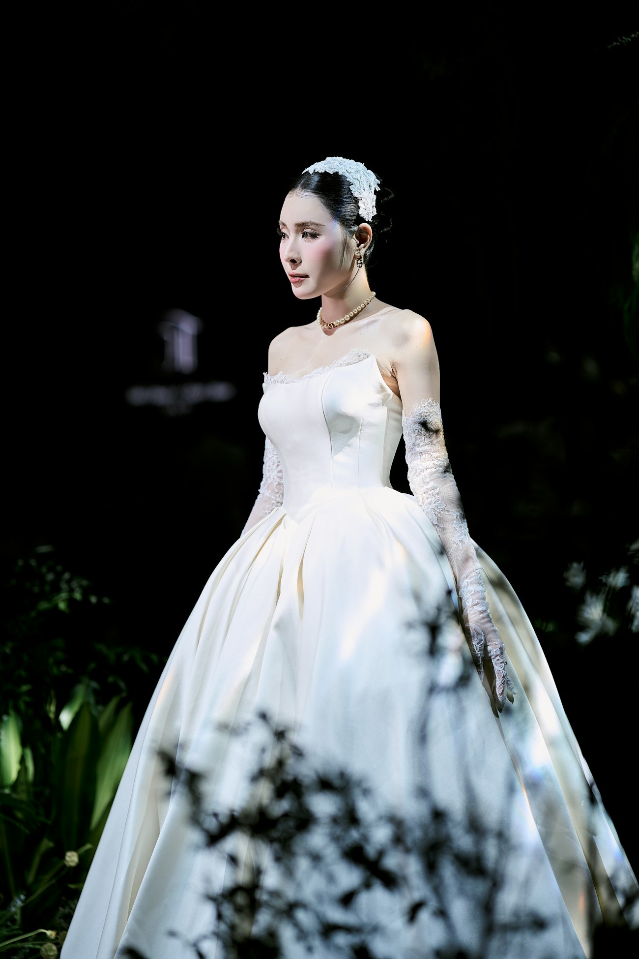 Minuit wedding gown