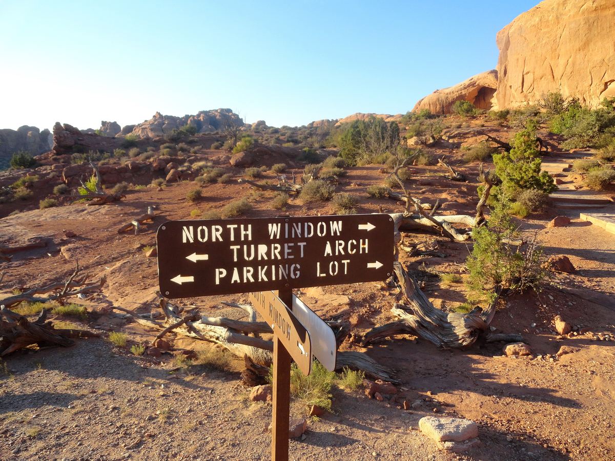 Trail sign in the Windows Section, Arches