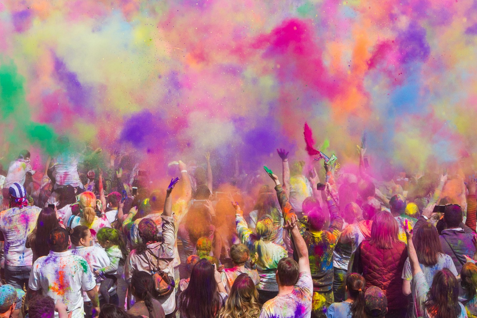 Colour powder party