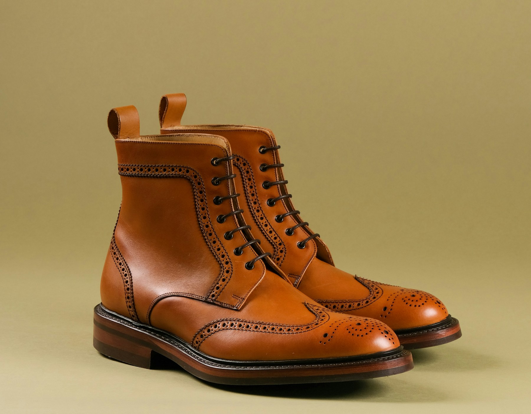 Brogue boot